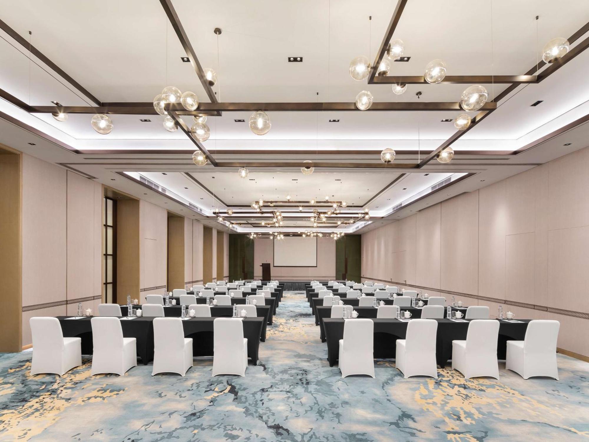 Hotel Doubletree By Hilton Kunming Airport Exteriér fotografie