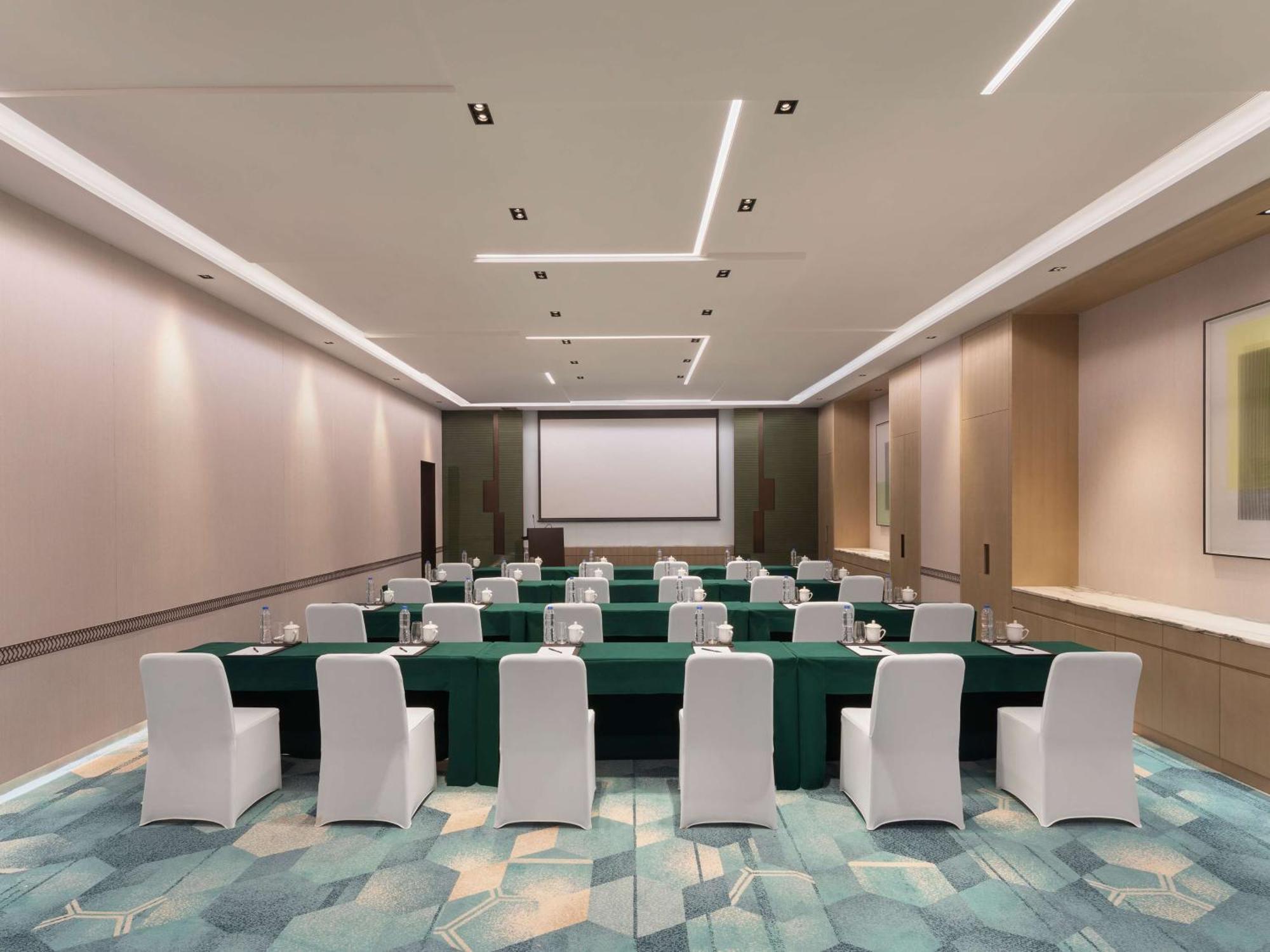 Hotel Doubletree By Hilton Kunming Airport Exteriér fotografie