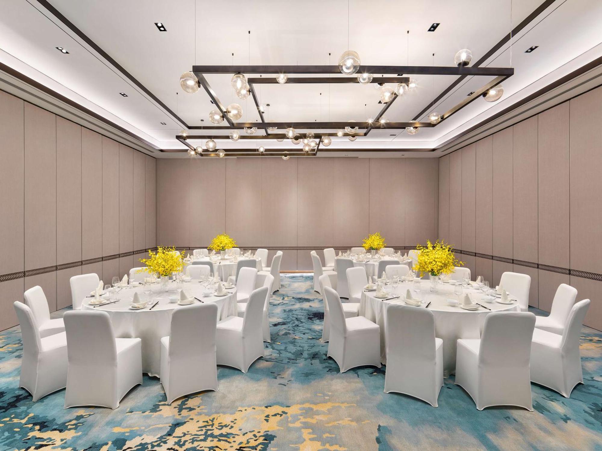 Hotel Doubletree By Hilton Kunming Airport Exteriér fotografie
