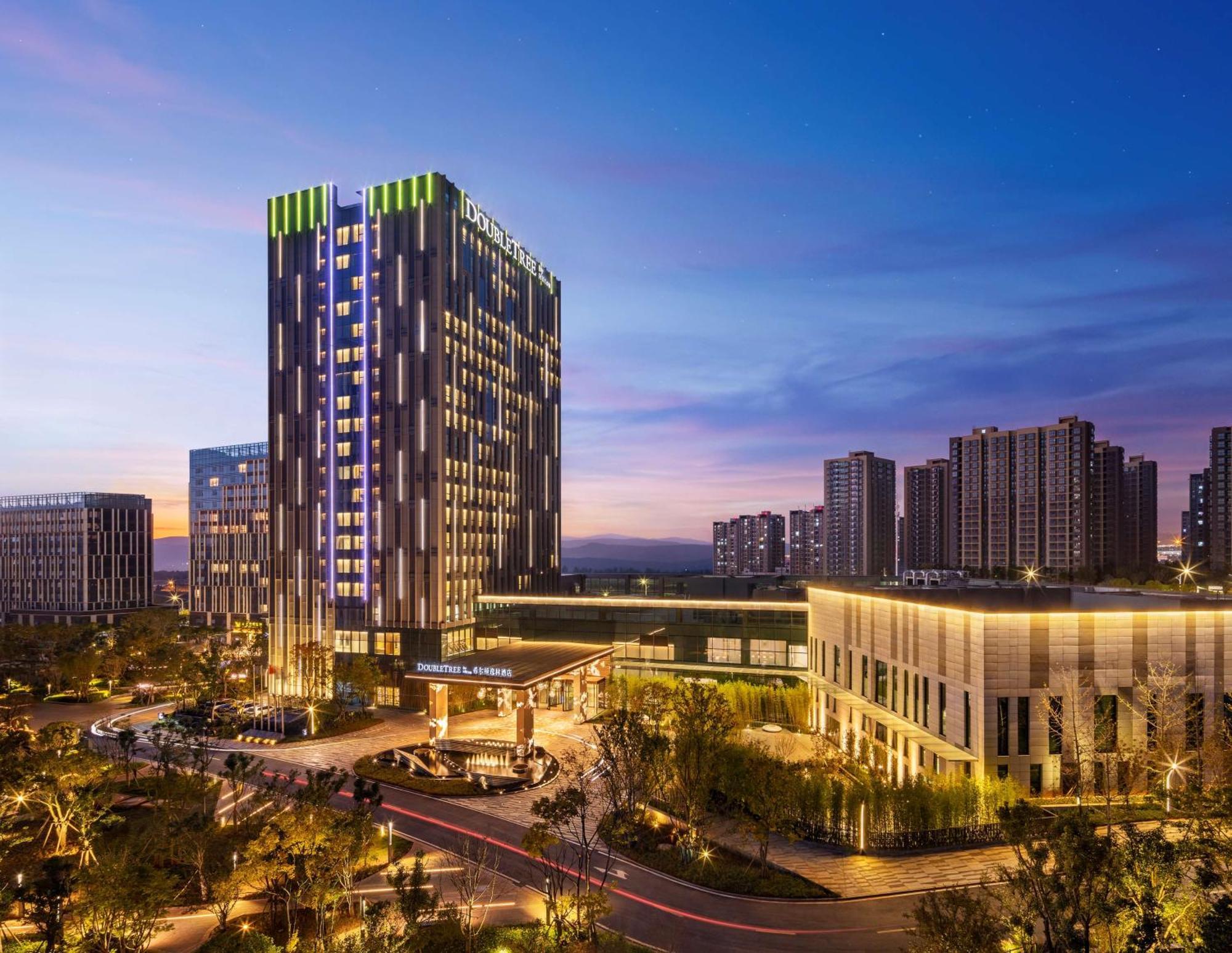 Hotel Doubletree By Hilton Kunming Airport Exteriér fotografie
